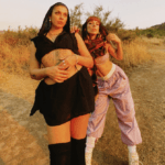 “Morir de Sed” es la nueva colaboración de Rena Brunette y Davgar Foster que retrata un eco de dolor de los territorios Rena Brunette y Davgar Foster en "Morir de Sed" Banner