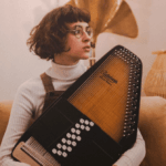 Hoy llega Pomme a Teatro Oriente en Santiago