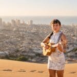 Folk nortino con reflexión, Gianella del Toro estrena sencillo “Cuando me haga polvo”