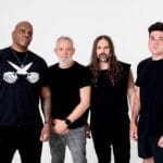Sepultura se despide de Chile con un show increíble