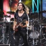 Paul Gilbert suma a Claudio Cordero como show de apertura en Teatro Cariola